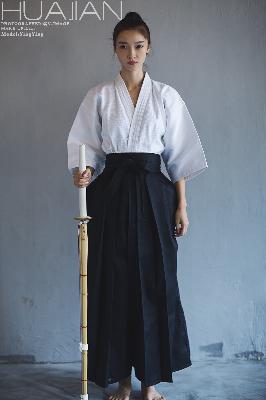 少女初次做ae视频教程